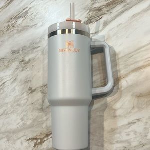 Stanley Cup- cloud color